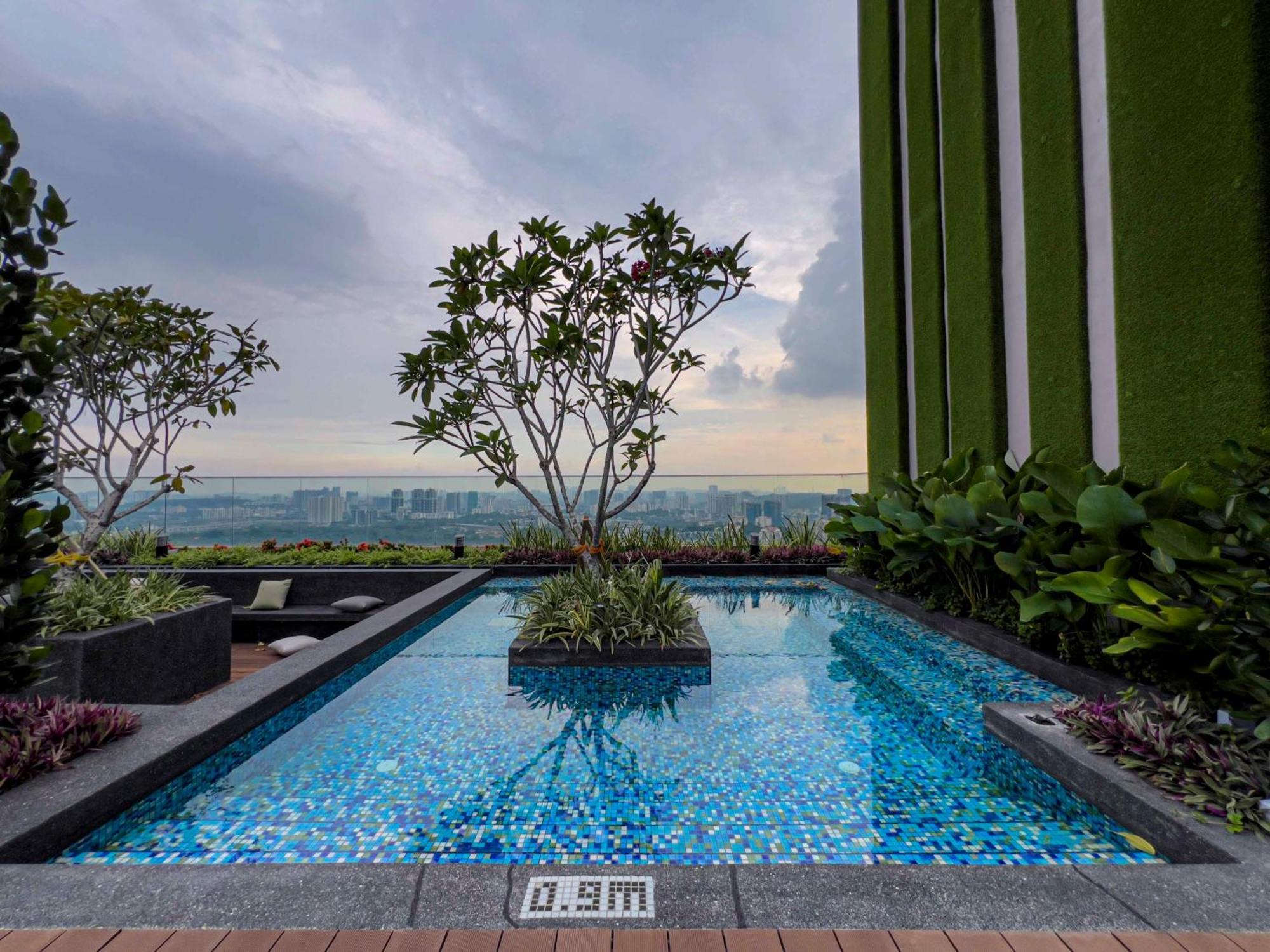 Sky Pool Kl Sentral - Riveria