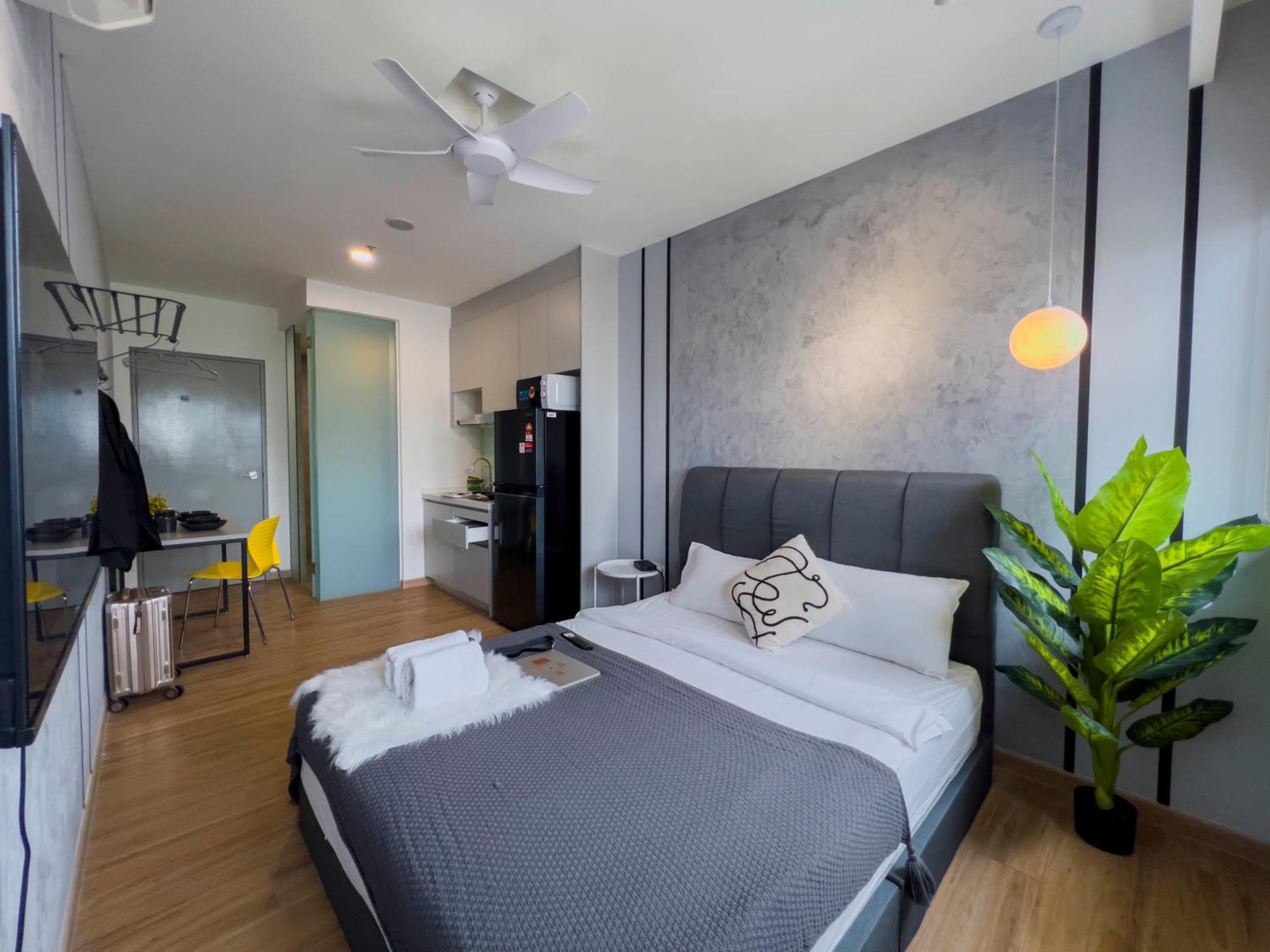 Sky Pool Kl Sentral - Riveria Apartment Kuala Lumpur